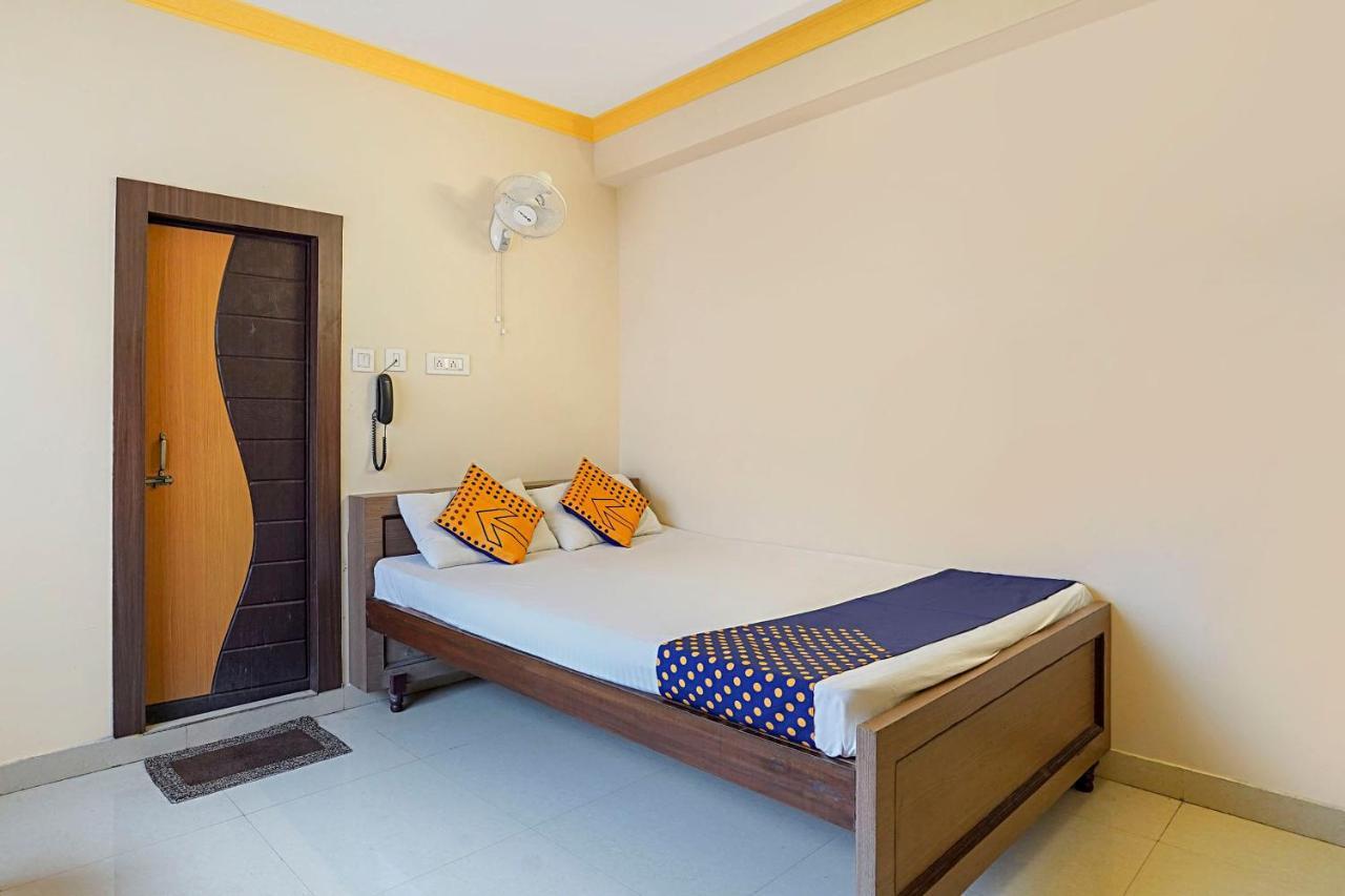 Hotel O Trisha Guest House Dum Dum Esterno foto